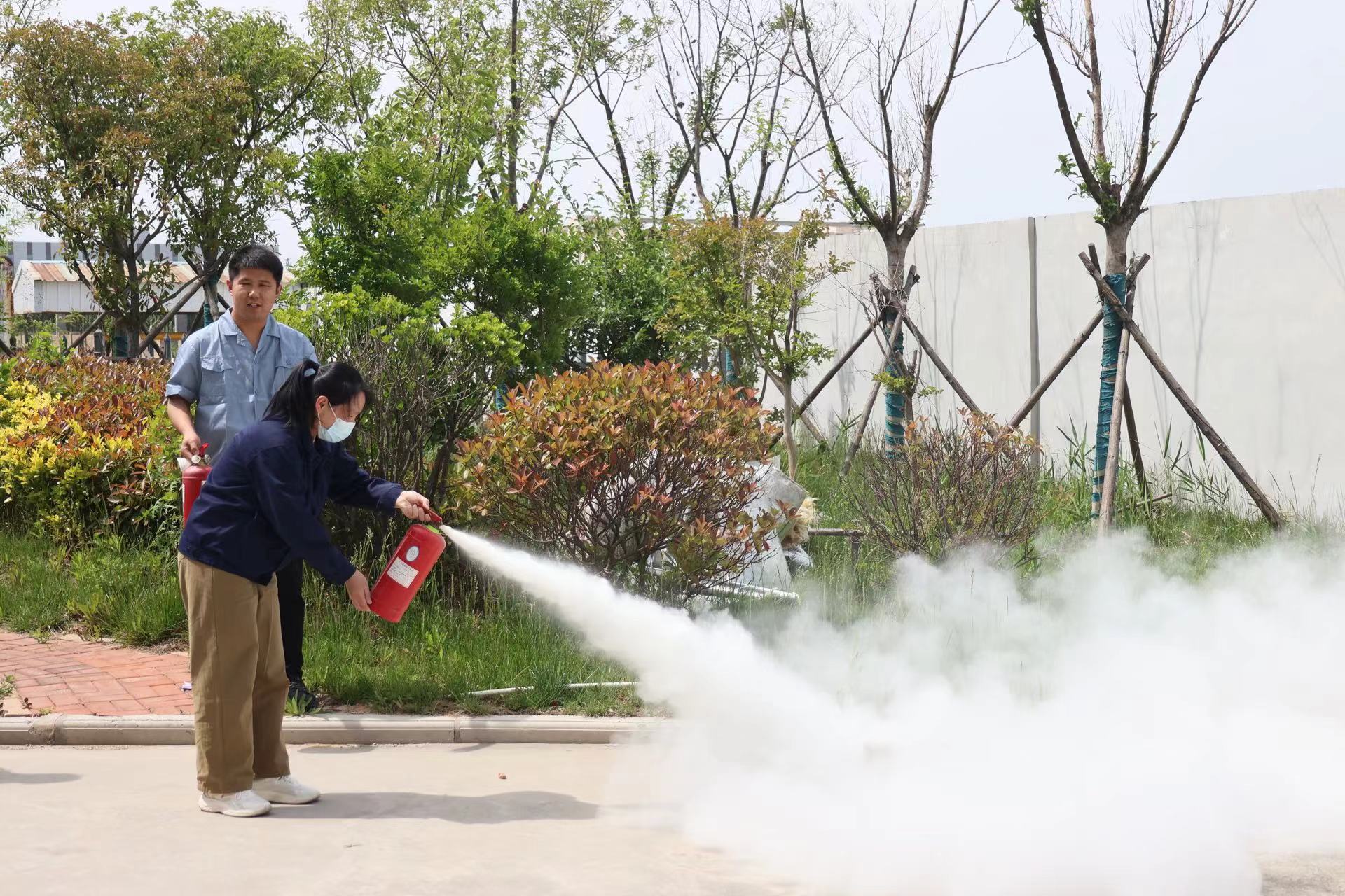 1715846451775017868.jpg 2.jpg